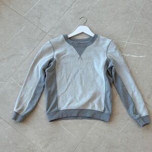 Gray metallic sweat shirt